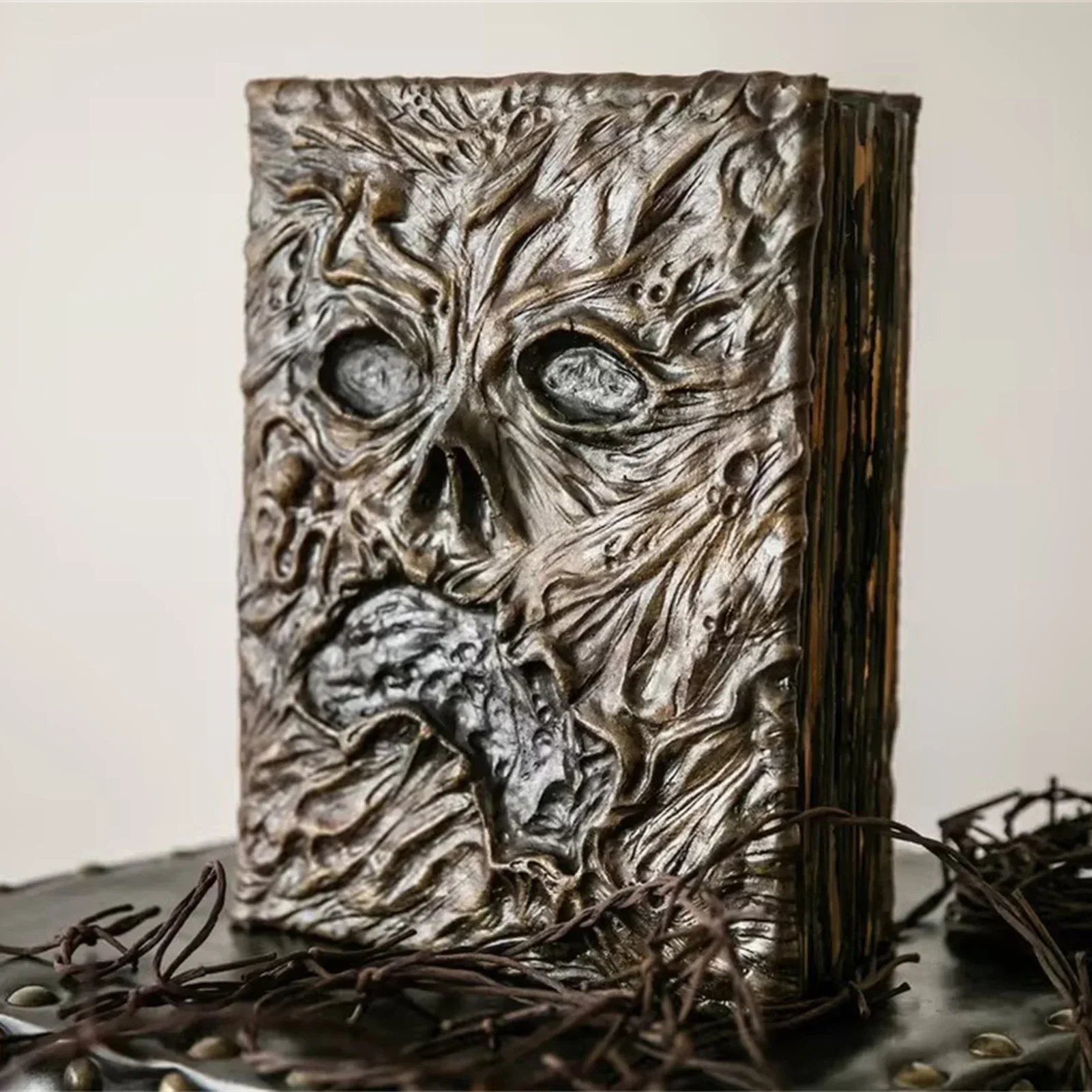 Vintage Necronomicon - Karanlı - Vintage And Collectible Books incelemesi ve fiyatı